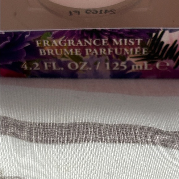 Vince Camuto Fiori Fragrance Set - Gold and Purple - Picture 6 of 8